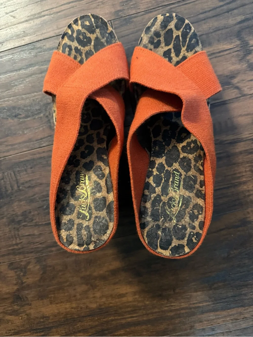 Womens Cross-Band Platform Sandal in Rust with Leopard Footbed